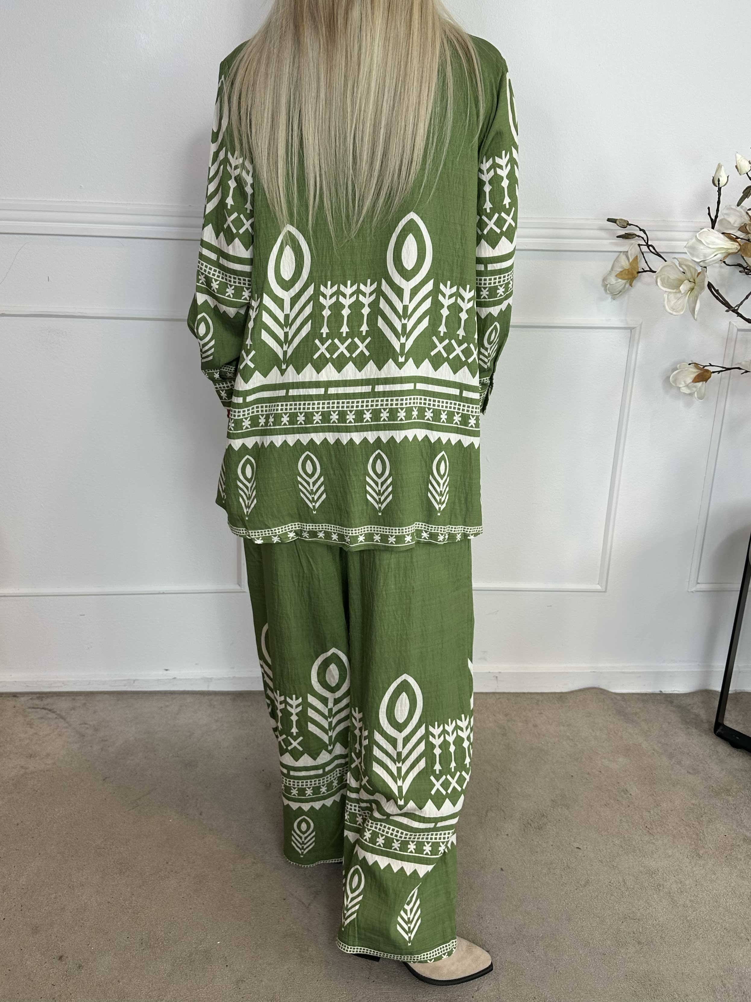 Diana - Mönstrat skjortset i viskos